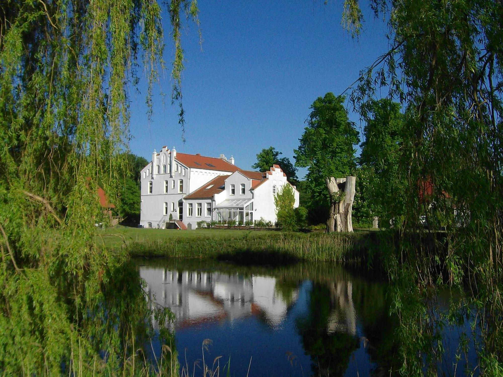 Ferienanlage Gutshaus Gramkow Bagian luar foto
